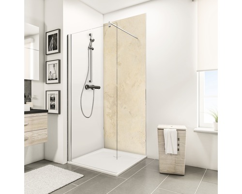 Exemple d''une salle de bains lumineuse avec cabine de douche, receveur de douche et robinetterie de douche