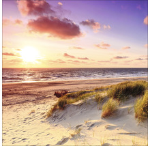 Strand mit Düne und Sonnenuntergang