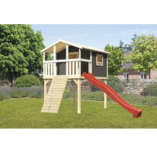 Spielhaus aus Holz mit Rutsche und Leiter im Garten