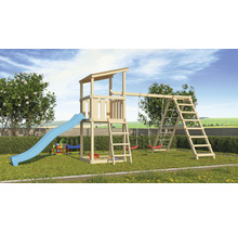 Aire de jeux en bois avec toboggan et balançoire dans le jardin