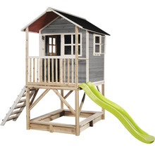 Spielhaus aus Holz mit Rutsche und Sandkasten