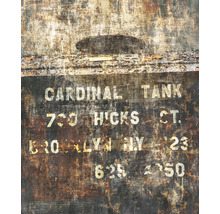Detailansicht einer Metalloberfläche mit der Aufschrift Cardinal Tank, 700 Hicks Street, Brooklyn, New York