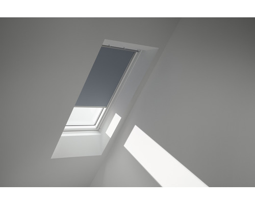 Store occultant VELUX uni bleu gris à commande manuelle cadre aluminium DKL C02 4581S