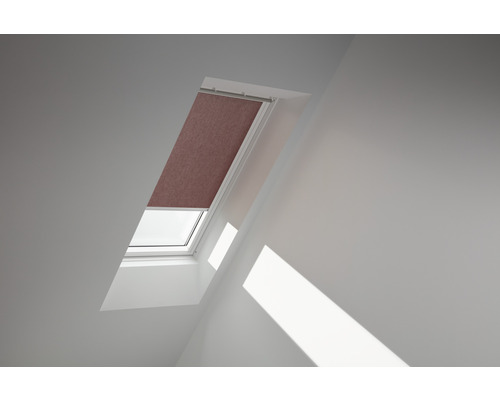 Store tamisant VELUX marron uni à commande manuelle cadre aluminium RFL Y43 4162S