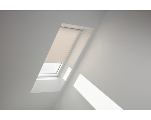 Store tamisant VELUX taupe clair uni à commande manuelle cadre aluminium RFL Y87 4169S