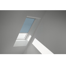 Dachfenster mit geschlossenem Plissee