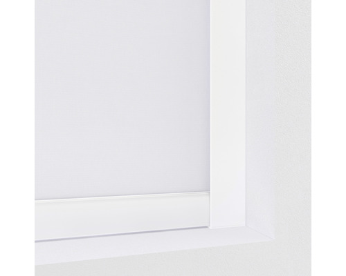 Vue détaillée d''un cadre de fenêtre blanc