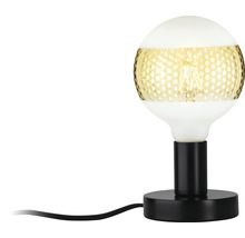 Dekorative Tischleuchte mit einem runden Lampenschirm und einem schwarzen Fuß