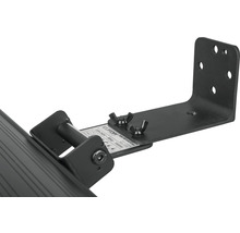 Detailaufnahme einer Halterung für eine Heizstrahlerbefestigung.