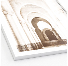 Gerahmtes Bild mit Architekturmotiv und Säulen