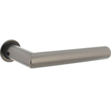 Poignée de porte en métal