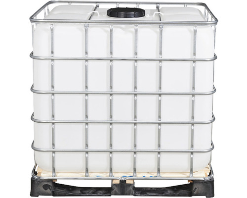 Wassertank mit Gitterbox auf Palette