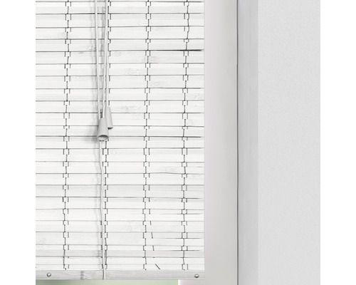 Store vénitien blanc en bois avec cordon de serrage