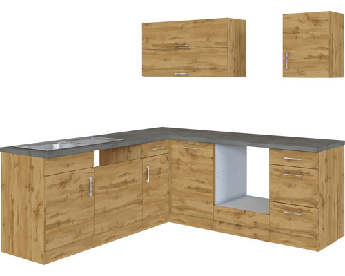 Küchenzeile mit Spüle, Unterschränken und Hängeschränken