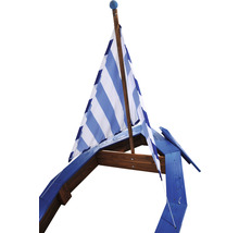 Vue détaillée d''une tour de jeu avec un drapeau en tissu rayé bleu et blanc