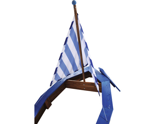 Vue détaillée d''une tour de jeu avec un drapeau en tissu rayé bleu et blanc