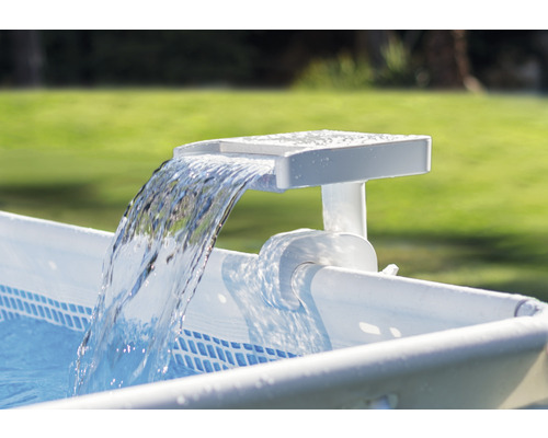 Piscine avec cascade de piscine