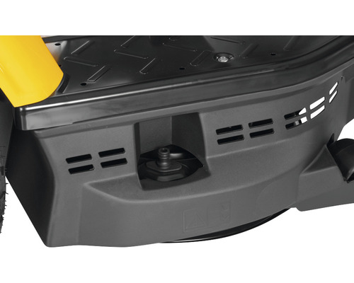 Detailansicht eines Rasenmähers mit Entlüftungsschlitzen