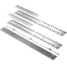 Kit de montage avec différentes bandes métalliques et perforations