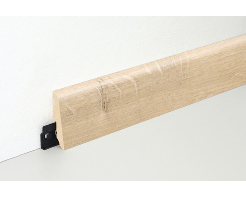 Plinthe en bois avec clip de fixation