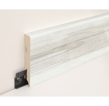 Sockelleiste mit Holzstruktur und Befestigungsclip