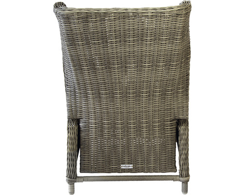 Vue arrière d''un fauteuil en rotin