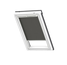 Fenêtre de toit avec store occultant