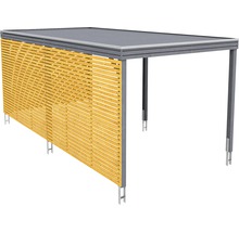 Carport mit seitlichem Sichtschutz aus Holzlatten