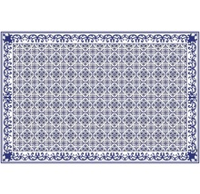 Rechteckiger Teppich mit blauem Fliesenmuster