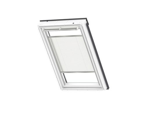 Dachfenster mit eingebautem Plissee