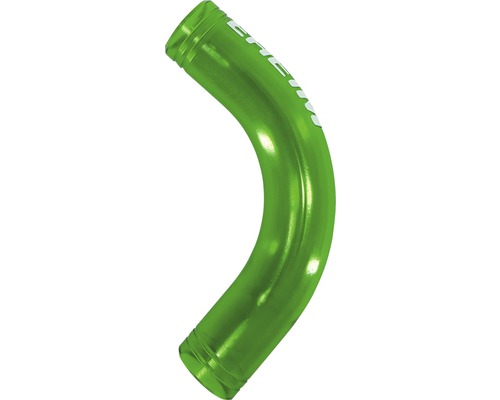 Grünes gebogenes Rohrstück mit Aufschrift