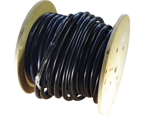 Schwarzes Kabel auf Holzspule