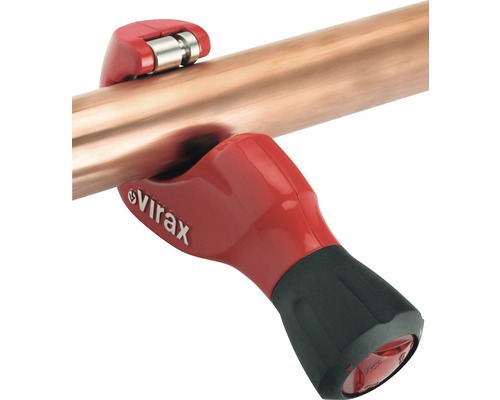 Coupe-tube pour couper les tubes