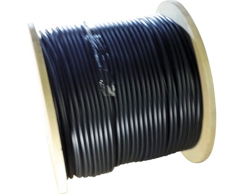 Schwarzes Kabel auf einer Spule