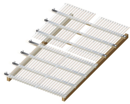 Structure de toit avec plaques ondulées transparentes et sous-construction en bois