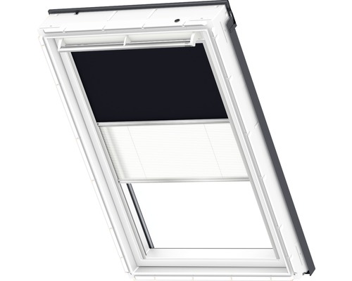 Dachfenster mit Verdunkelungsrollo und Plissee