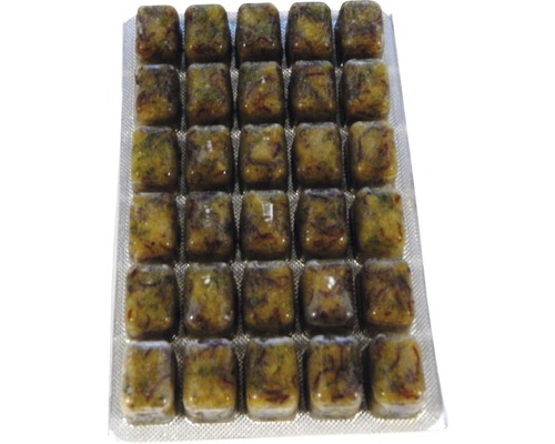 Unité d''emballage avec cubes d''alimentation pour animaux