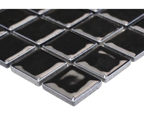 Mosaïque avec carreaux carrés brillants