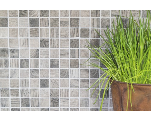 Carreaux de mosaïque aspect bois comme revêtement mural