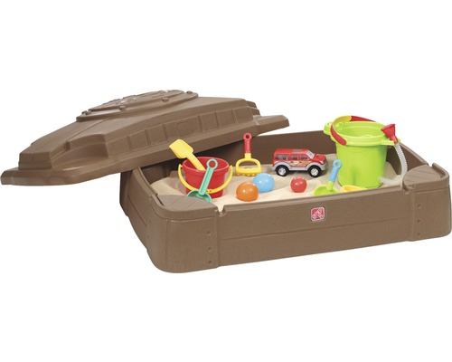 Sandkasten mit Deckel und Spielzeug