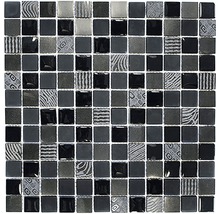Mosaïque avec des carreaux carrés dans différentes nuances de gris et motifs