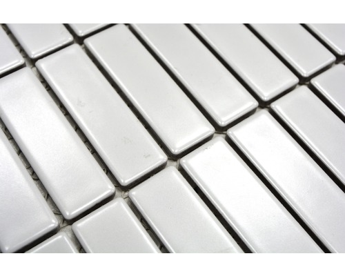 Carreaux rectangulaires en motif à chevrons