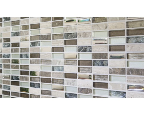 Mosaikfliesen mit rechteckigem Format, verschiedenen Texturen und Oberflächen