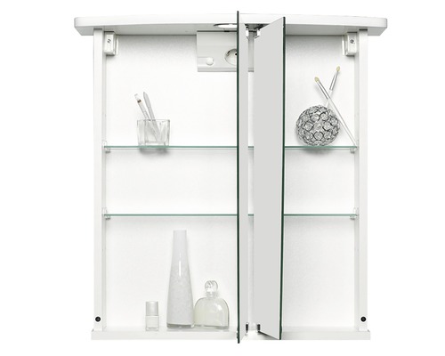 Armoire de toilette blanche avec étagères et divers accessoires de salle de bain