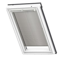 Dachfenster mit Jalousie zur Lichtregulierung
