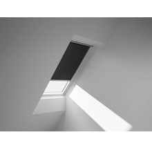 Fenêtre de toit avec store occultant
