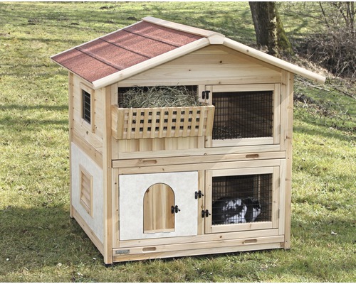 Abri pour petits animaux KERBL Tyrol Alpin 119x100x119 cm Clapier à lapin à deux étages en bois avec fenêtres grillagées et toit rouge sur une pelouse.
