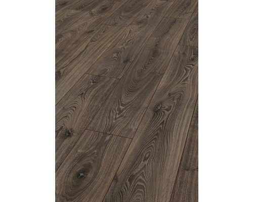 Verlegung von Laminatboden in Holzoptik