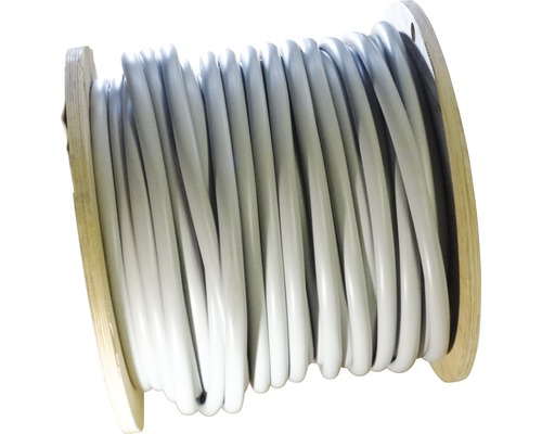 Graue Elektroleitung auf einer Holzspule