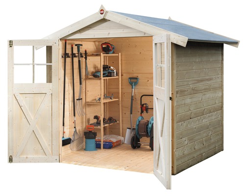 Gartenhaus aus Holz mit geöffneten Doppeltüren und Gartengeräten im Inneren